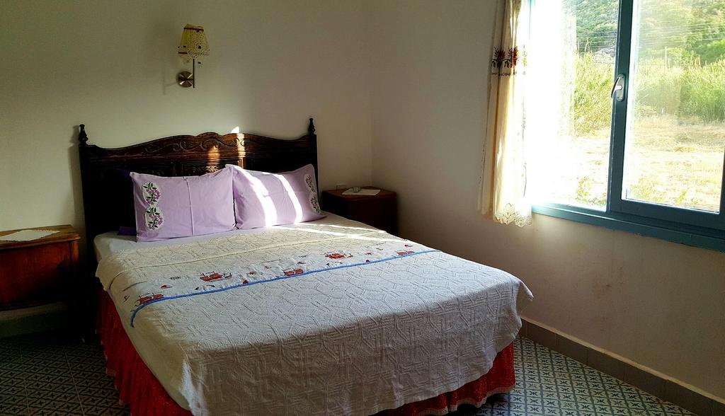 Lipsos Hotel Yeniliman Pokoj fotografie